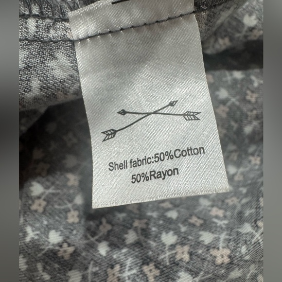 Rylee + Cru Ditsy Roony blouse sz medium - Picture 9 of 10